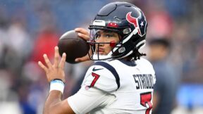 CJ Stroud ready to throw a pass