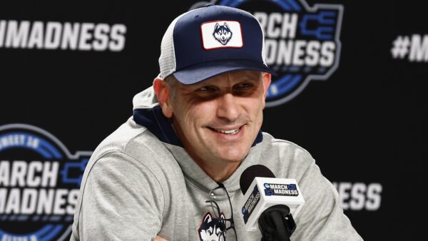 Dan Hurley smiling