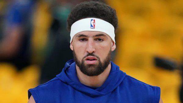 Klay Thompson with a headband