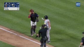 Ramon Laureano and Francisco Alvarez get into it during Mets-Braves game