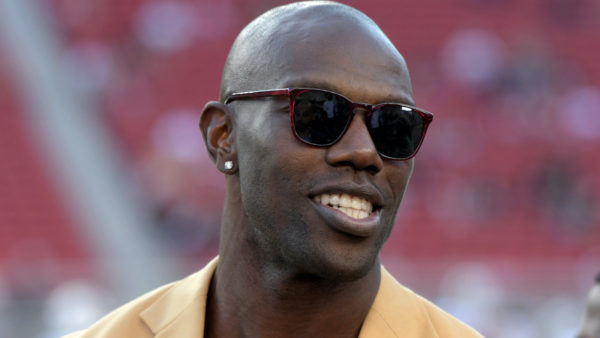 Terrell Owens in sunglasses