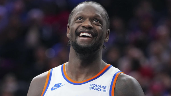 Julius Randle smiles during a Knicks game